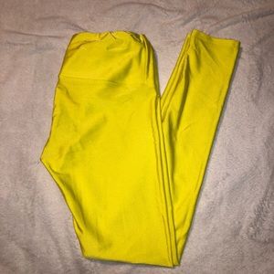 Bright yellow gold sheep leggings!! 🌟